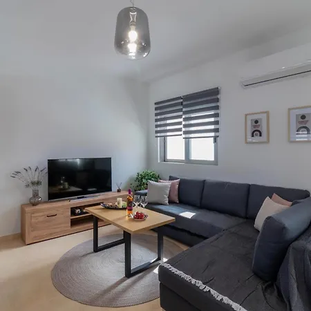 Louka's House Apartment Afantou